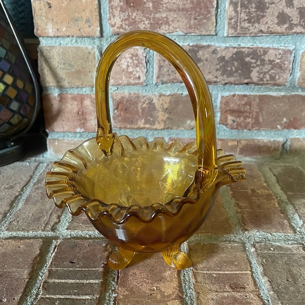 Vtg Fenton Glass Thumbprint Amber Ruffled Edge Footed Basket
